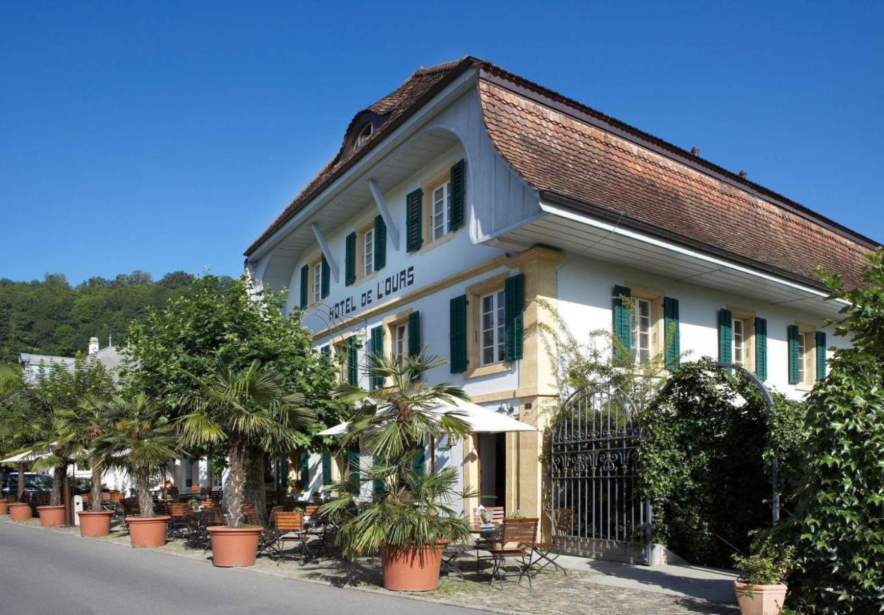 Romantik Hotel De L'Ours Sugiez Екстериор снимка